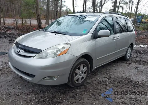 2007 Toyota Sienna Xle z USA, uszkodzony, nr VIN 5TDZK22C17S091162